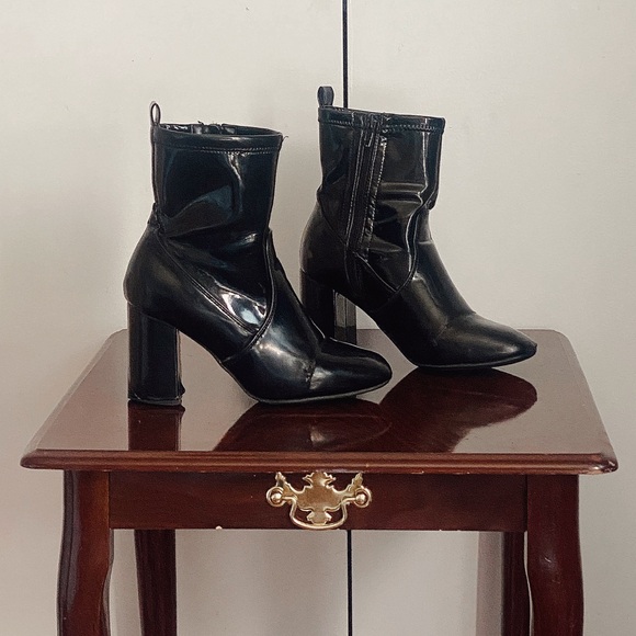 Black Vinyl Pump Boots with Wide Foot — ALDO - Picture 2 of 8